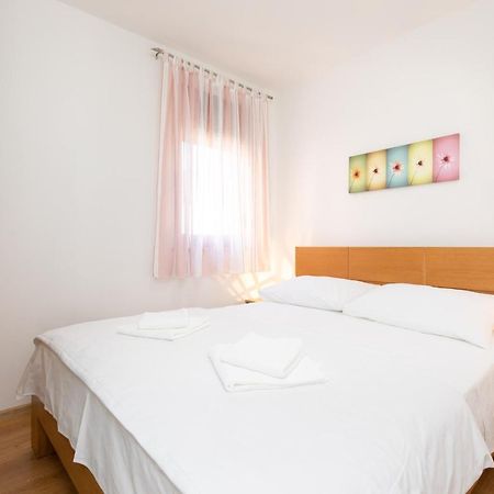 Apartment Julijana คิร์ก ภายนอก รูปภาพ